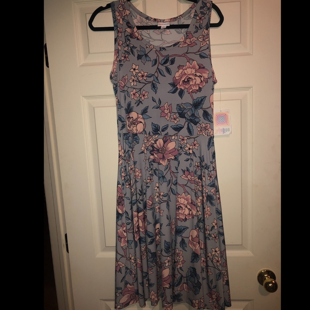 Lularoe Nikki